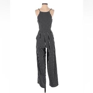 MM Women Black Jumpsuit L NWT dillards overalls